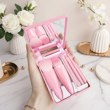 The Grandeur Travel Brush Kit